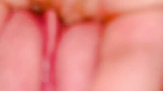 SUPER WET PUSSY MAKES A MESS SQUIRTING EVERYWHERE for THE FIRST TIME