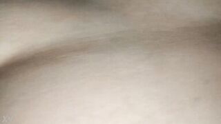 Mi amante madura se toca antes de que se lo meta