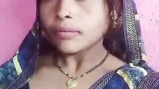 Desi sexy wife first video for introduction - 2 image