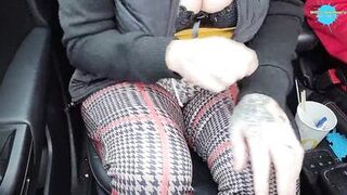 Wife bonks Herself in car as I drive - 6 image