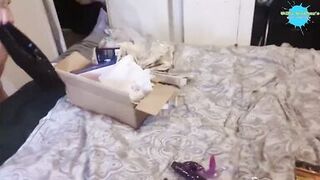 Non-Professional pair open up there fresh sex toys