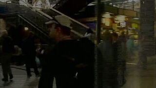 Vengo ai Tuoi Piedi - Scene #02