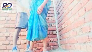 Hindi audio aawaj me mom ko finger karhe hua dekha liya