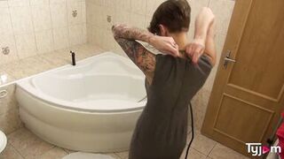 Short haired Gabriella Gucci hard fucked in the bathroom by a french cock