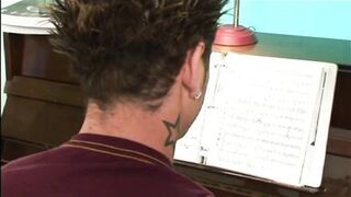 Inexperienced people like the Mature woman! (The unforgettable Porn Emotions in HD restyling version)