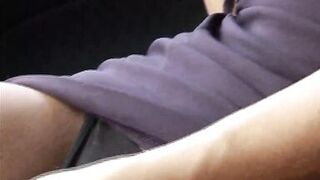 Milf loves to masturbate!