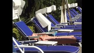 Deep sex in the swimmingpool! - 1 image