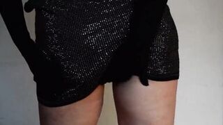 Nice chick is playing with her ass