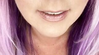 Stretching my pussy with my Bad Dragon