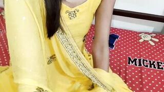 Cheating Indian Bhabhi Gets her Big Ass Fucked By Devar Indian Village Desi Bhabhi Ki Devar ke Sath Mast Desi Chudai xxx - 10 image