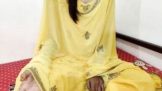 Cheating Indian Bhabhi Gets her Big Ass Fucked By Devar Indian Village Desi Bhabhi Ki Devar ke Sath Mast Desi Chudai xxx - 8 image