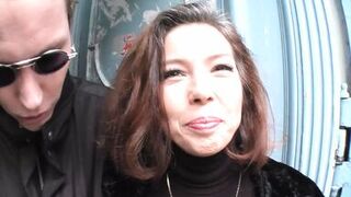 Milf Claudia nach dem Einkaufen geschwaengert - 1 image