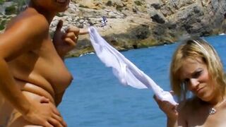 hot babes at the beach have a wet and deep fuck