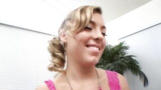 Lesbian MILF loves licking and finger fucking a inexperienced blonde - 5 image