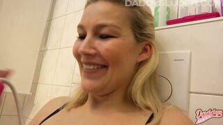 Double squirt by monster vibrator!!! l DADDYS LUDER