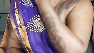 AMMA ILARIA TEACHES RAMESH HOW TO JERK OFF - 11 image