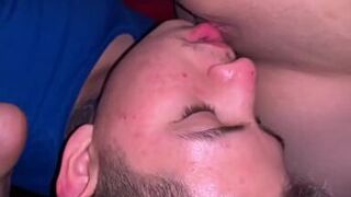 Me cojo a puntita inocente tiene la mirada