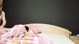 Stepson Sneak in Stepmom's Bed & Lick her Pussy