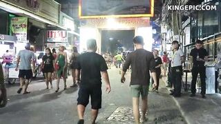 Glad Endings, Hawt Oriental Women  ... It's Thailand!