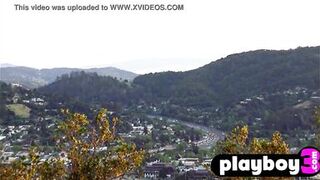 Eager MILFs enjoyed dissolute painting by a allies