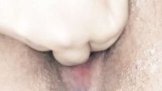 Juicey pussy fingerings - 6 image