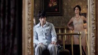 Milf is getting her hairy pussy massively fucked