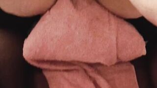 Fingering beautifull mature girlfriend and she sucks my dick