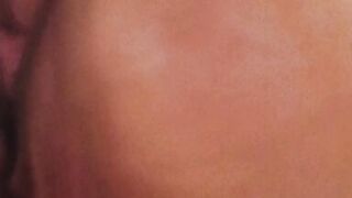 Fingering beautifull mature girlfriend and she sucks my dick