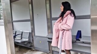 Outdoor Naked Gaping Pussy Close up and Pissing